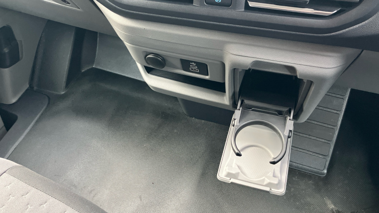 Ford Transit Custom E-320 L1 Rwd 100kW 65kWh H1 Van Limited Auto